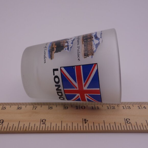 London House of Parliament Tower Bridge Buckingham Palace Smoked Shot Glass - Picture 9 of 9